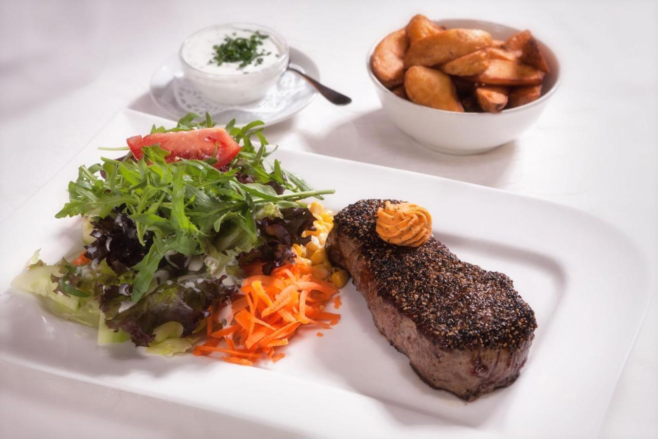 Hotel Hachinger Hof Oberhaching Ngoại thất bức ảnh